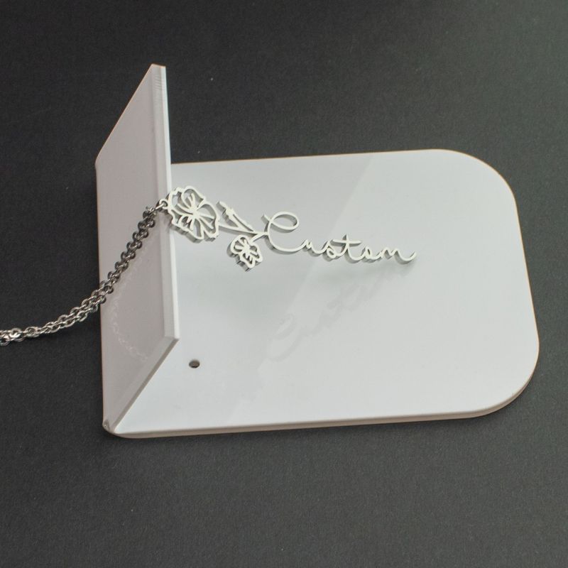 Delicate Flower - Personalised Name Necklace